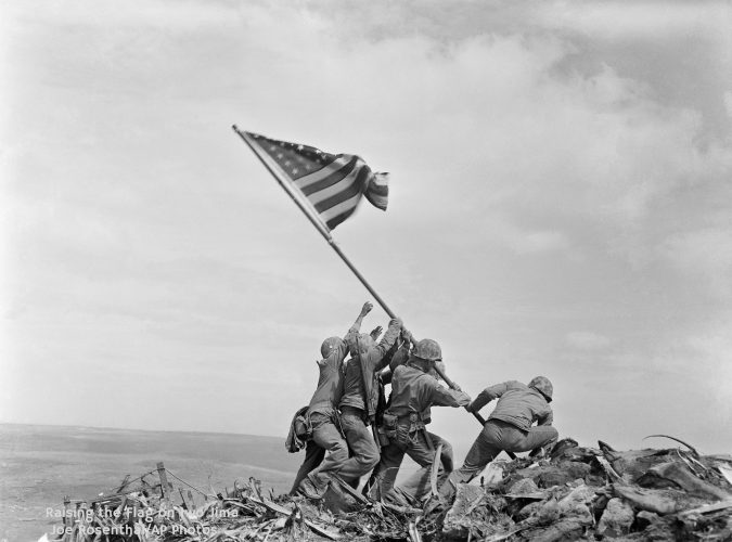 Flag_on_Iwo_Jima